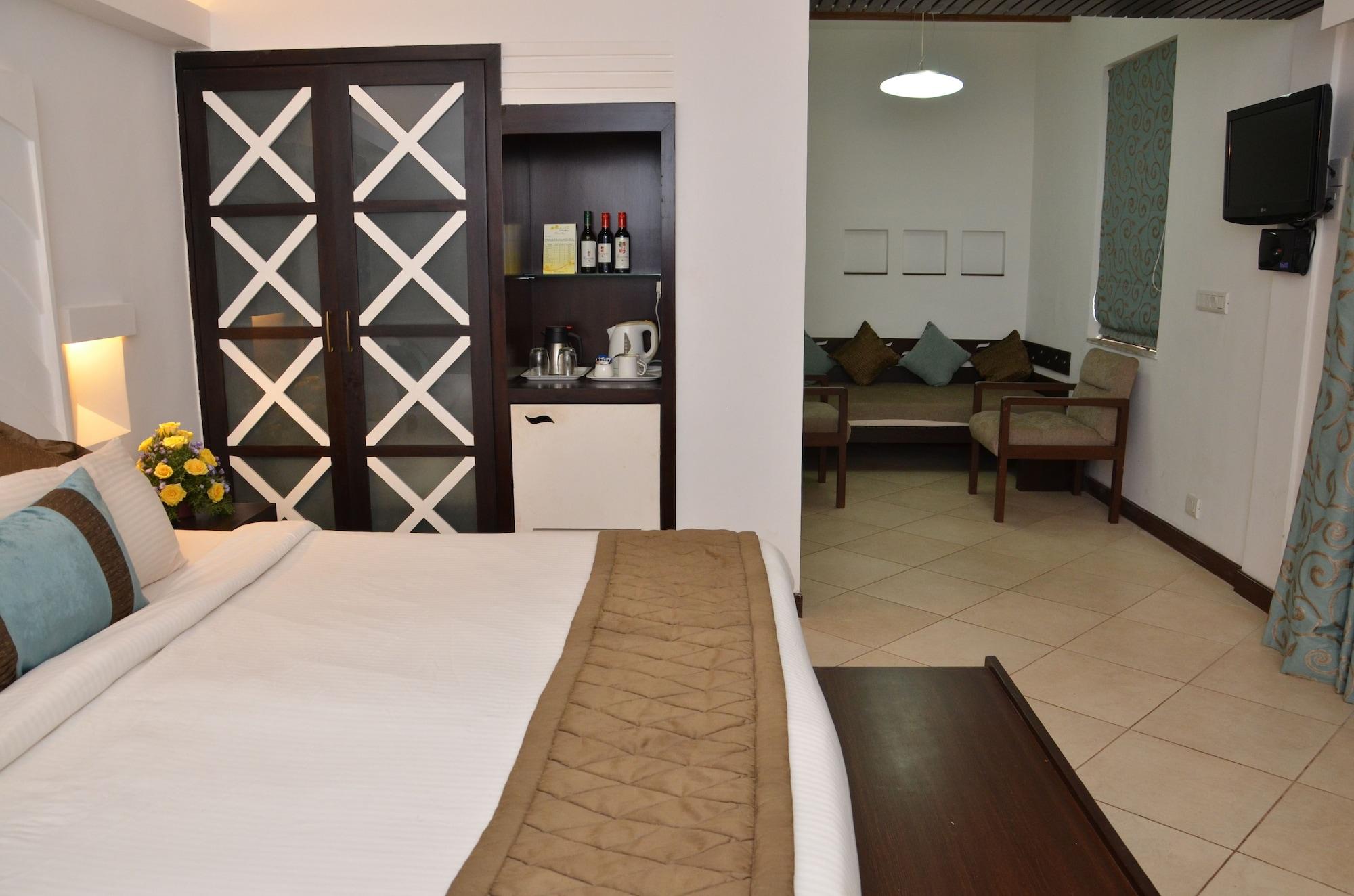 Sonesta Inns Beach Resort - Candolim Beach Экстерьер фото