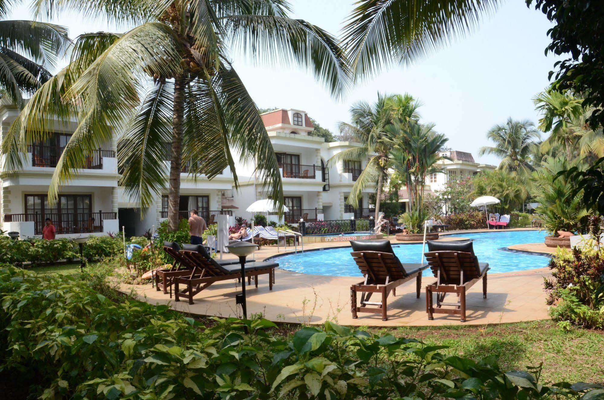 Sonesta Inns Beach Resort - Candolim Beach Экстерьер фото