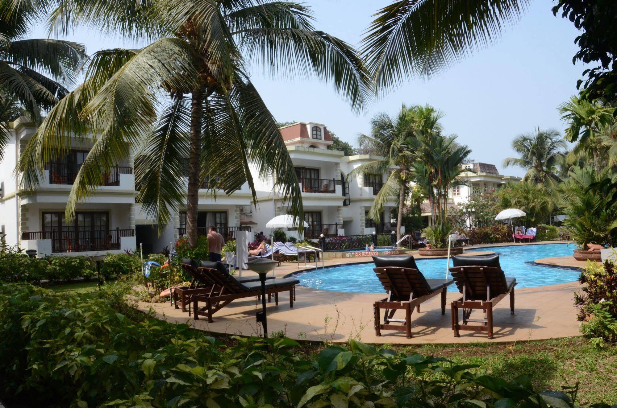 Sonesta Inns Beach Resort - Candolim Beach Экстерьер фото